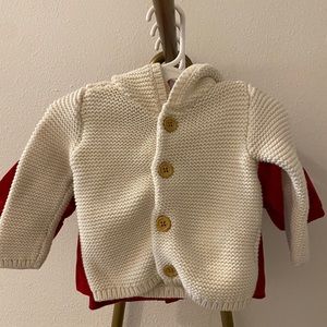 Little Planet Sweater Size 9 Months in EUC